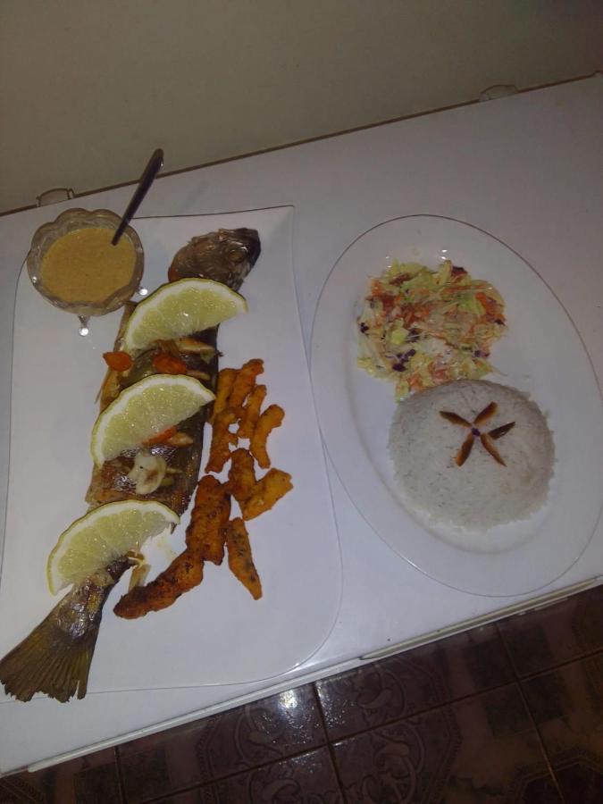 Hostal Y Restaurante Los Tecales La Coca Exteriör bild