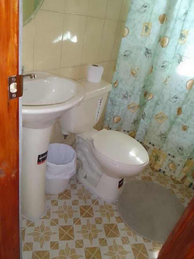 Hostal Y Restaurante Los Tecales La Coca Exteriör bild